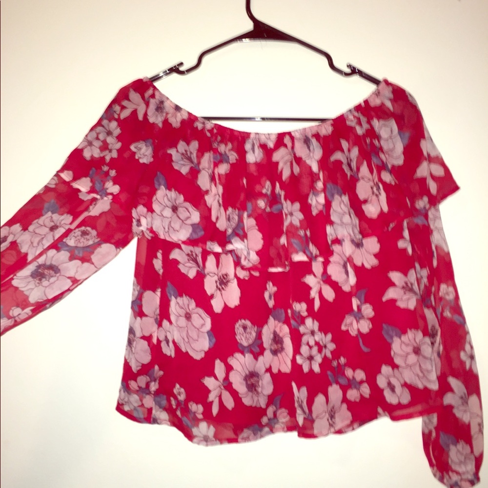 Hollister off the shoulder shirt!